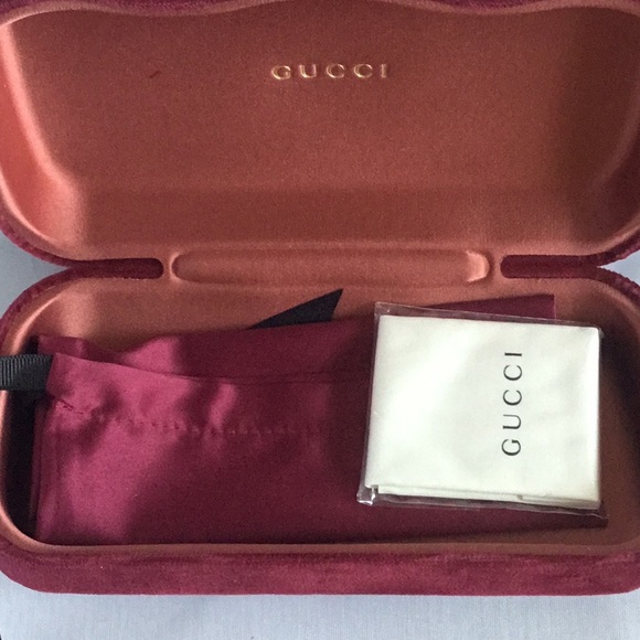 AUTHENTIC GUCCI SUNGLASSES. - Picture 6 of 6